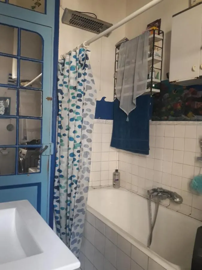 Homestay Chambre Privee Avec Sdb Partagee Chez L'Habitant A 10Mn De La Mer Apartment Nice France
